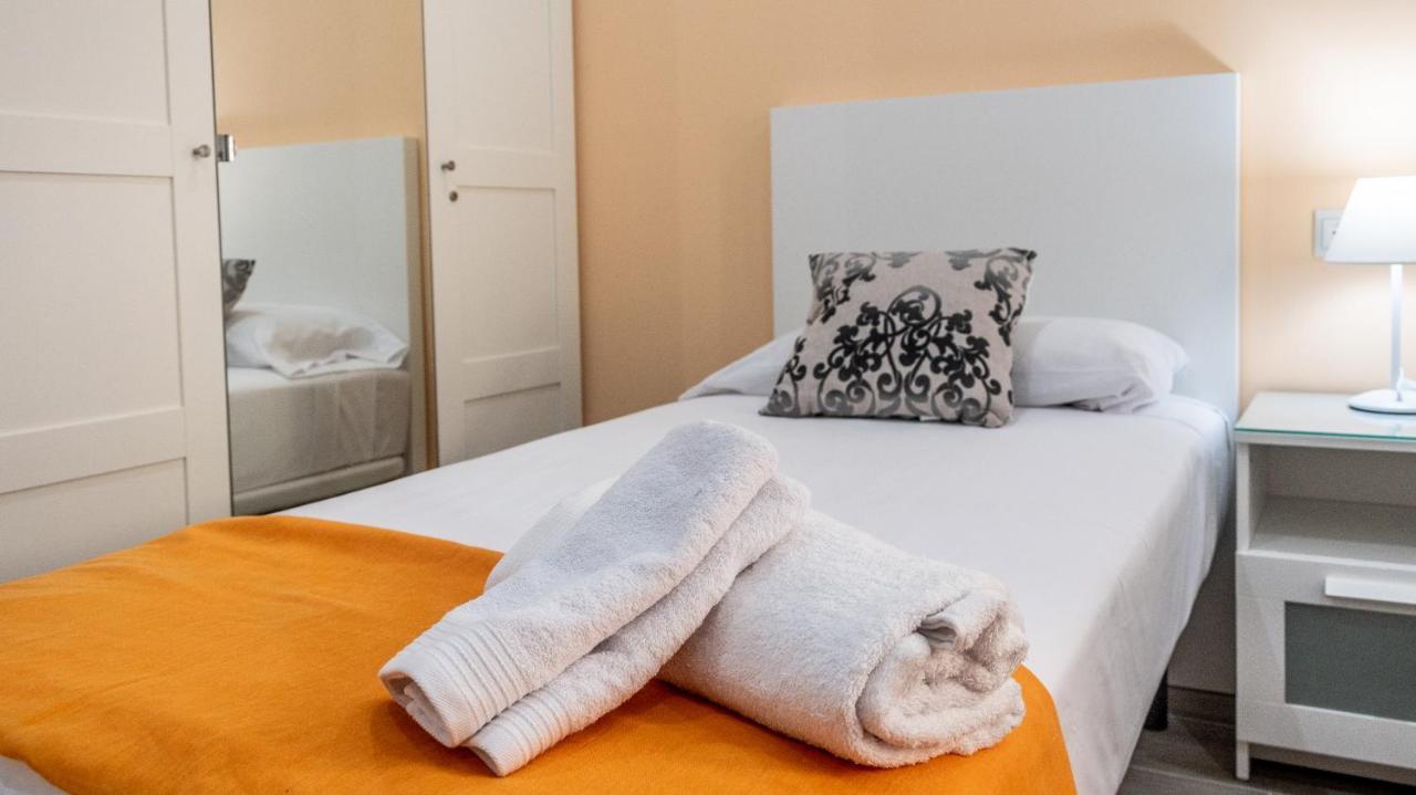 Apartamento Amanecer カディス エクステリア 写真